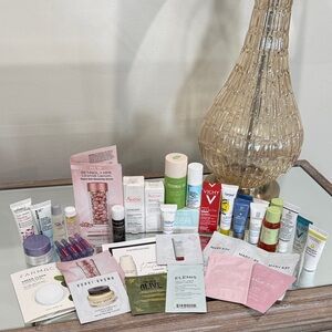 NEW Luxury Skincare Bundle 40 Items Cleanser Serum SPF Moisturizer Eye Toner